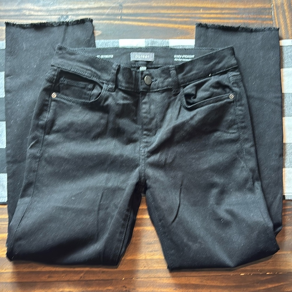 DL1961 Mara Black mid Rise instasculpt Ankle Jeans 27